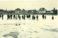 1926:  selbst schon eisfreie Flächen werden überquert